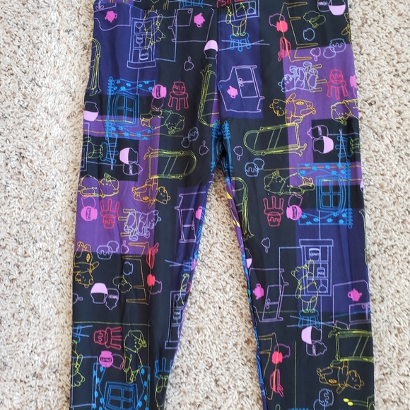 Lularoe Disney Winnie the Pooh Leggings OS - Picture 5 of 7